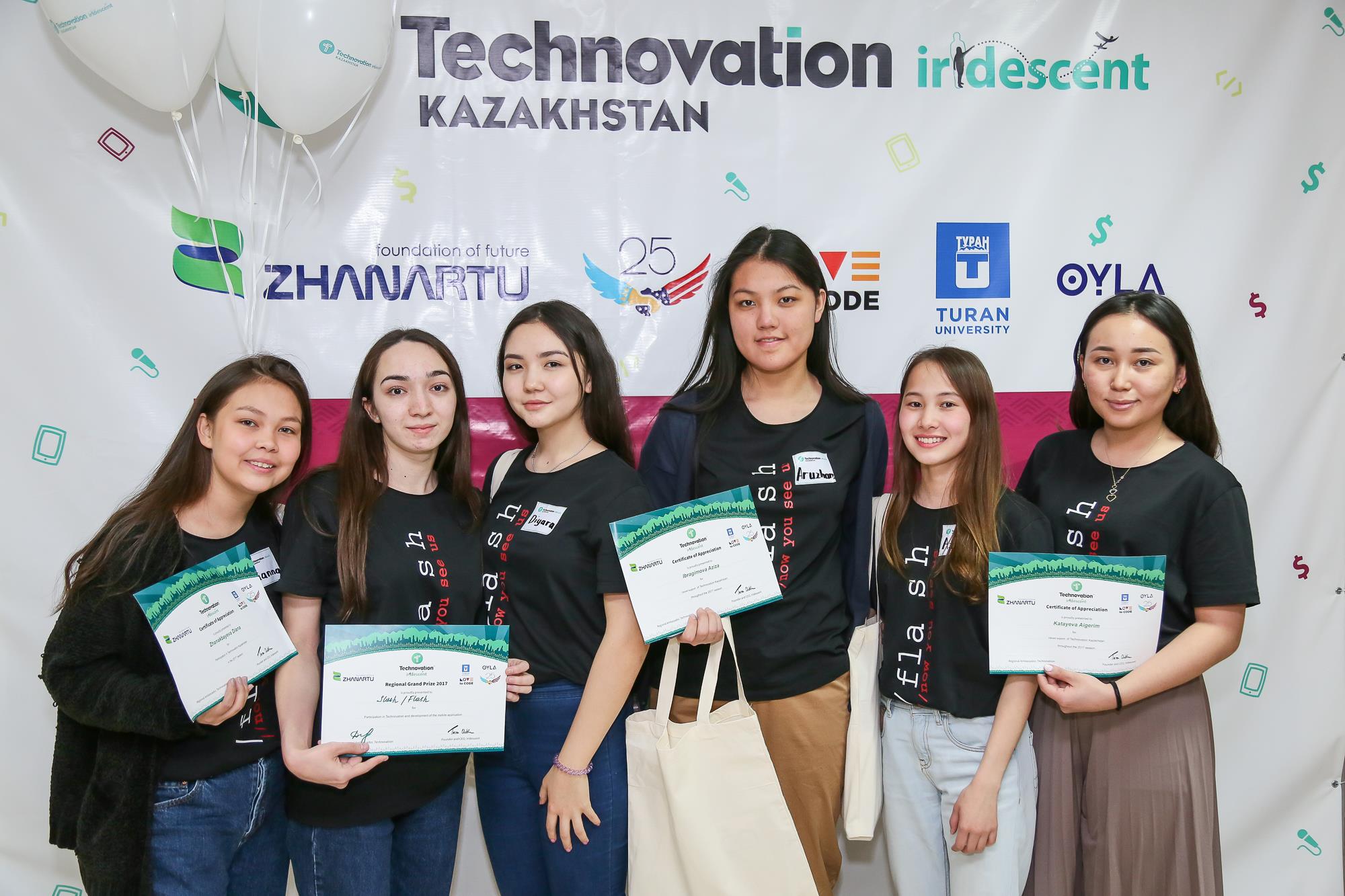Как алматинские школьницы разработали мобильные приложения для международного IT-конкурса 