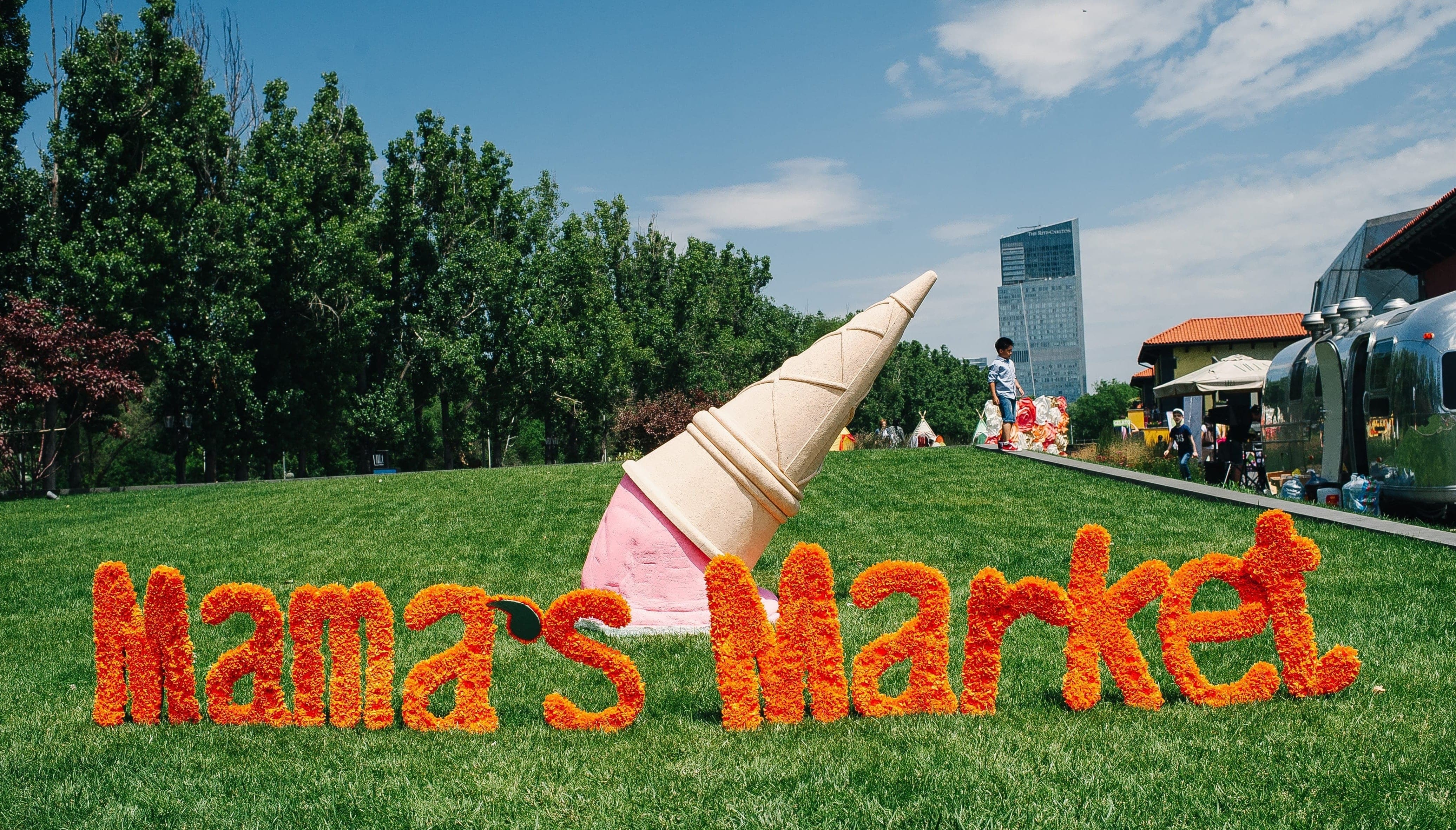 1 октября в Алматы пройдёт Mama's Market