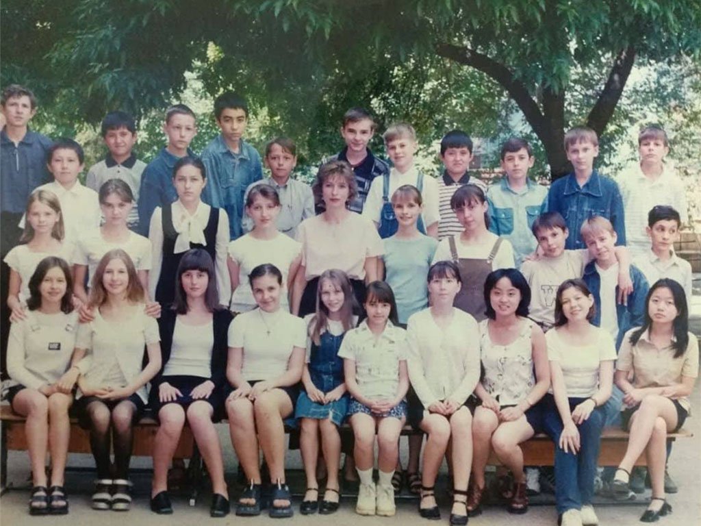 «Прощай, школа!»: Школьные мечты и реальная жизнь пяти казахстанцев