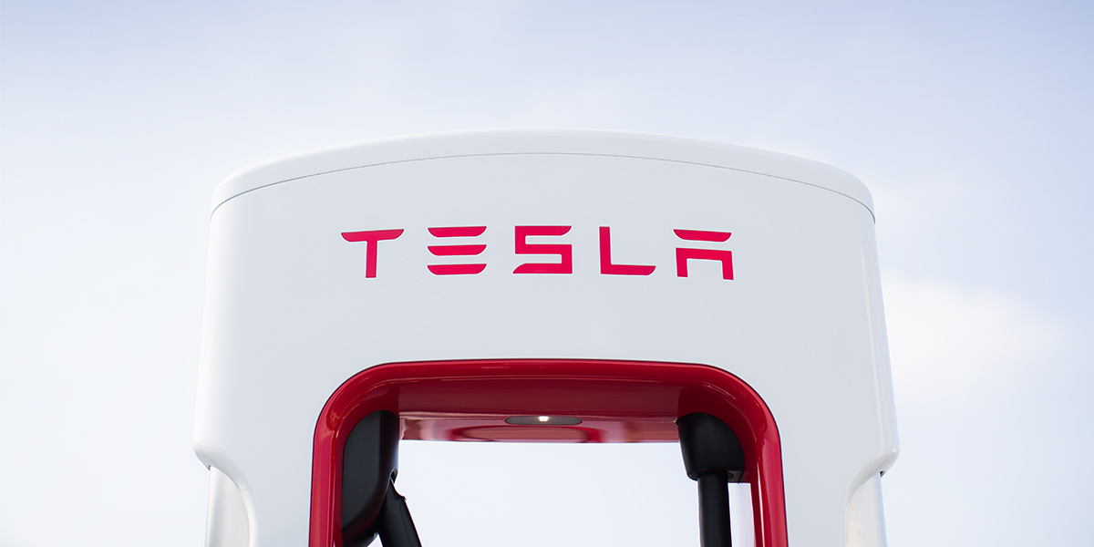 В Астане открылась первая в СНГ зарядная станция для Tesla 