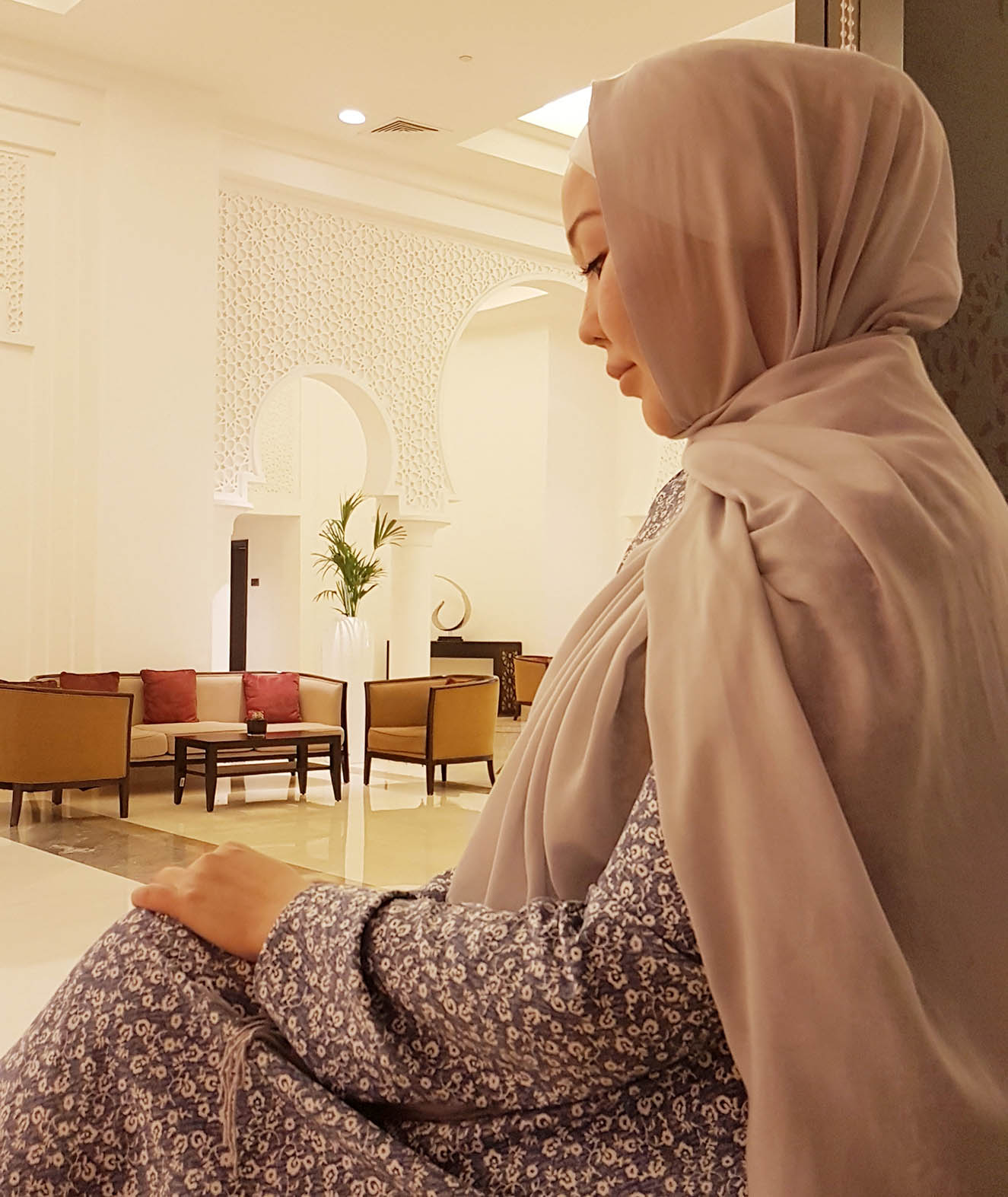 «Я делюсь не только знаниями, но и частичкой себя» — Доула-мусульманка о любви к работе, стереотипах и личном опыте родов