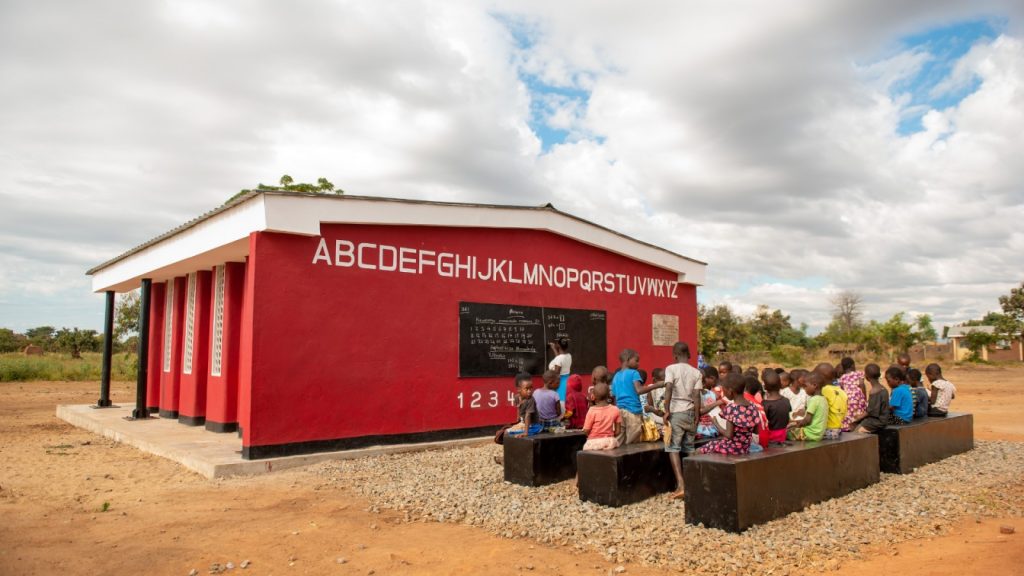 В Малави открылась школа, напечатанная на 3D-принтере