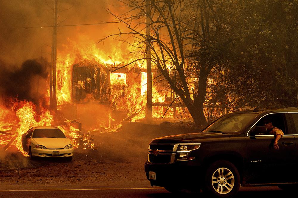 Пожар «Дикси» уничтожил американский город Гринвилл