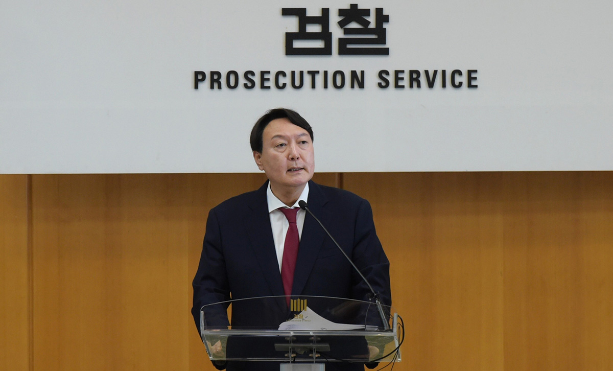 Антифеминист стал президентом Южной Кореи. Что ему помогло